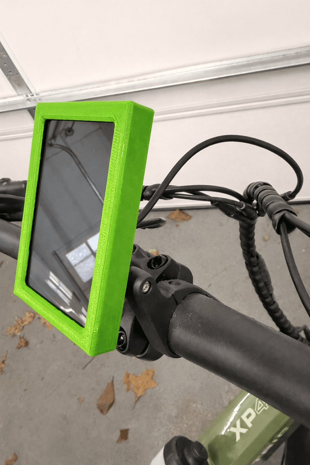 XP4 display bezel thumbnail 2