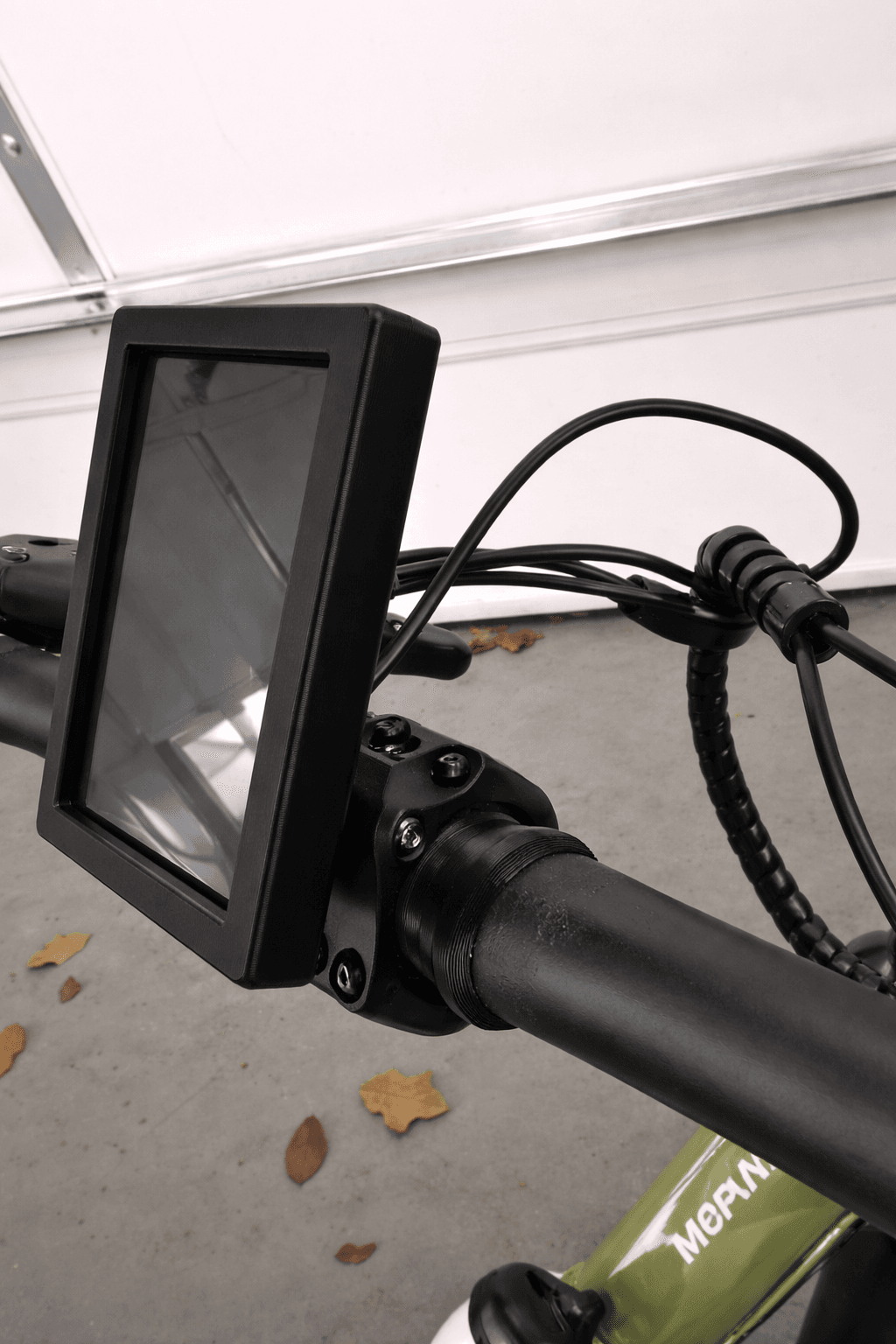 XP4 display bezel thumbnail 4